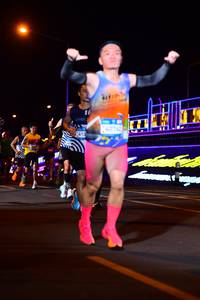 BIB: 32886, 413, 0762
                            <button type="button" onclick="openModal(22864559)" class="btn btn-primary btn-sm float-right btn-popup" data-toggle="modal" data-target=".modal-high-quality">
                        <i class="fas fa-shopping-cart"></i> Add to Cart
                    </button>
                                            <button type="button" onclick="isThisMe(22864559, true)" class="btn btn-success btn-sm float-right btn-popup btn-isme hidden" data-toggle="tooltip" data-placement="bottom" title="นี่คือรูปของคุณใช่ไหม คลิกที่นี่เพื่อเอาเข้าอัลบั้ม">
                        <i class="fas fa-plus"></i> Add to album
                    </button>
                    <button type="button" onclick="isThisMe(22864559, false)" class="btn btn-warning btn-sm float-right btn-popup btn-isnotme hidden">
                        <i class="fas fa-ban"></i> Remove from album
                    </button>